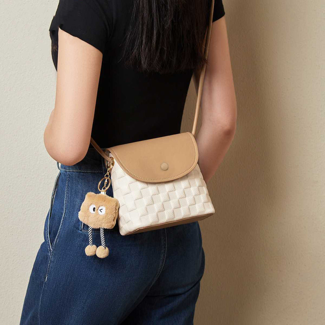 Charming Textured Crossbody Bag Kalsten