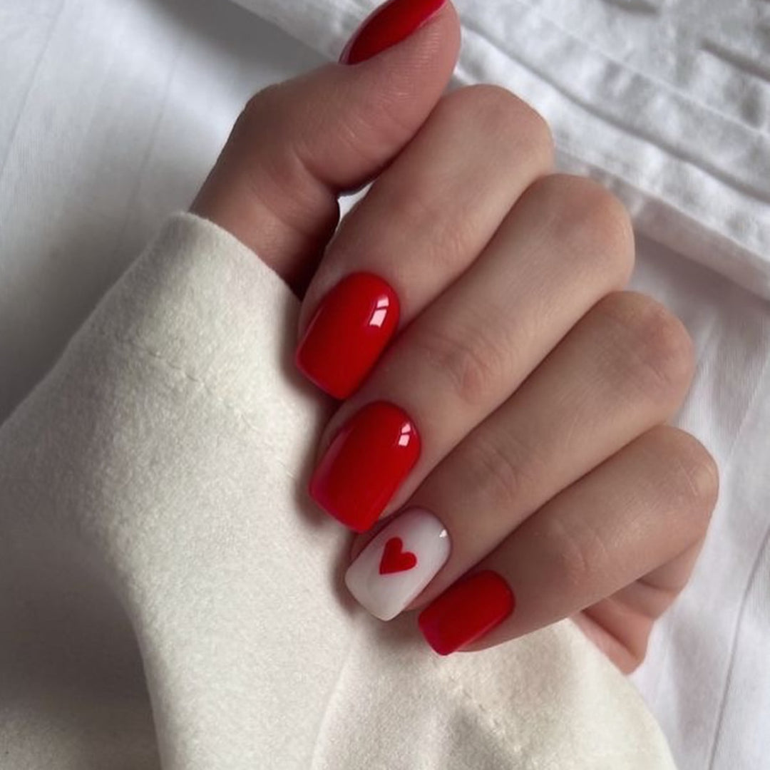 Stylish Heart Design Press-On Nail Set Kalsten