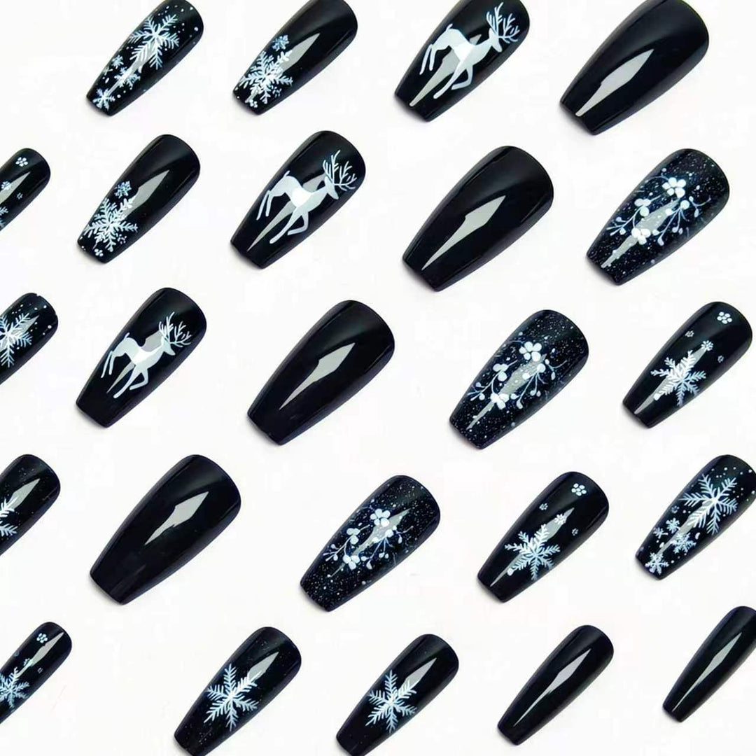 Winter-Themed 3D Nail Art Kalsten