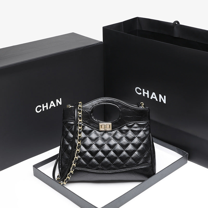 Chic Quilted Shoulder Bag