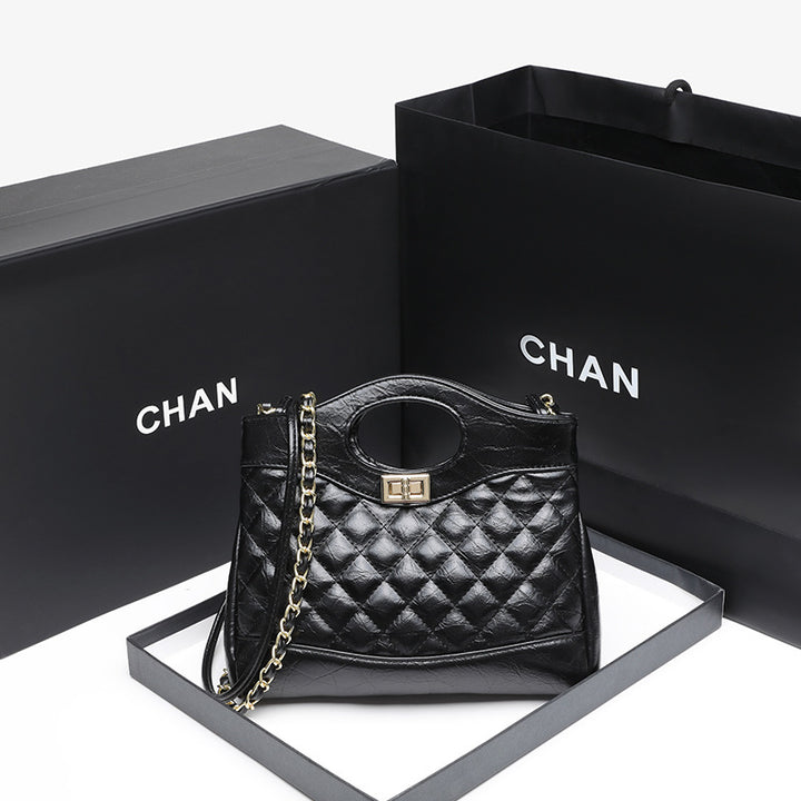 Chic Quilted Shoulder Bag