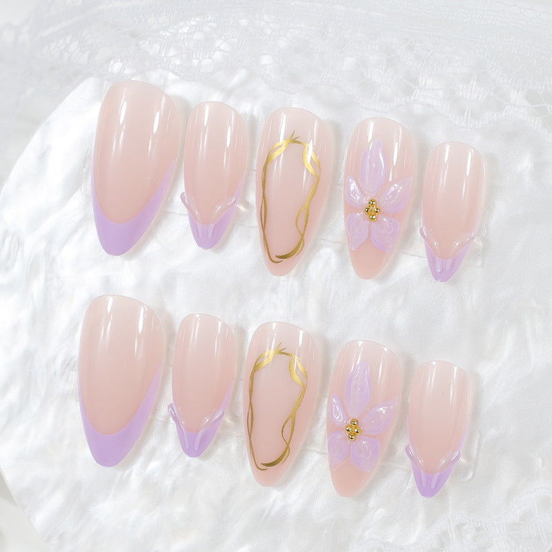 Artificial nail set with delicate floral decorations and elegant shine Kalsten
