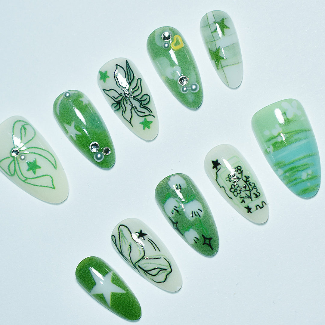 Artistic Botanical Nail Tips Kalsten