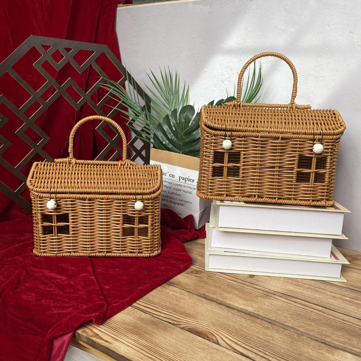 Women's stylish braided basket with rounded roof Kalsten