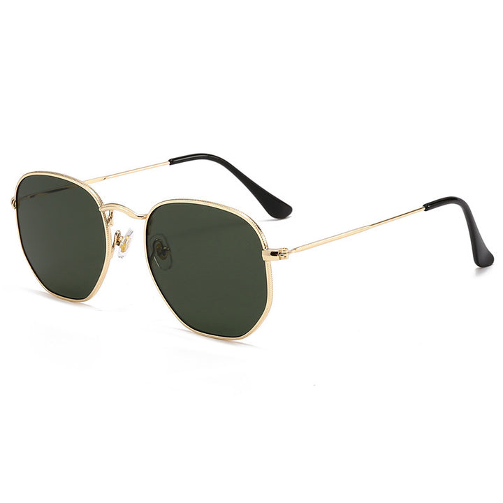 Women Oversized Sunglasses with elegant golden metal frame and solid UV protection Kalsten