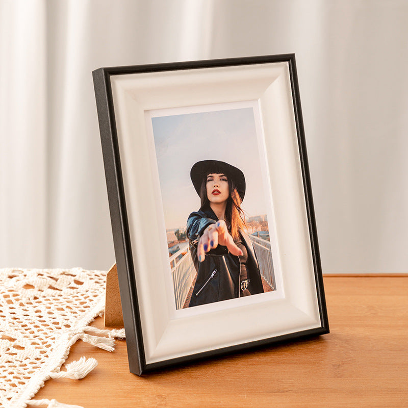 Elegant Modern Picture Frame