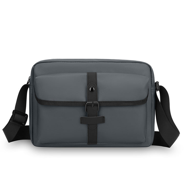 Sleek Functional Messenger Bag