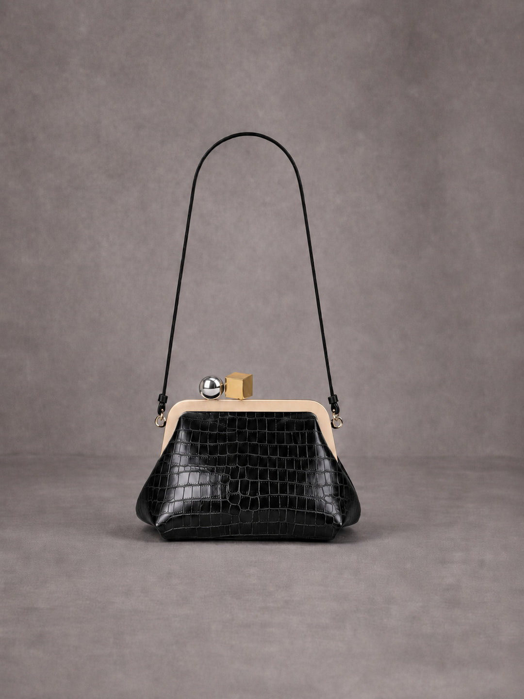 Elegant Crocodile-Effect Handheld Purse