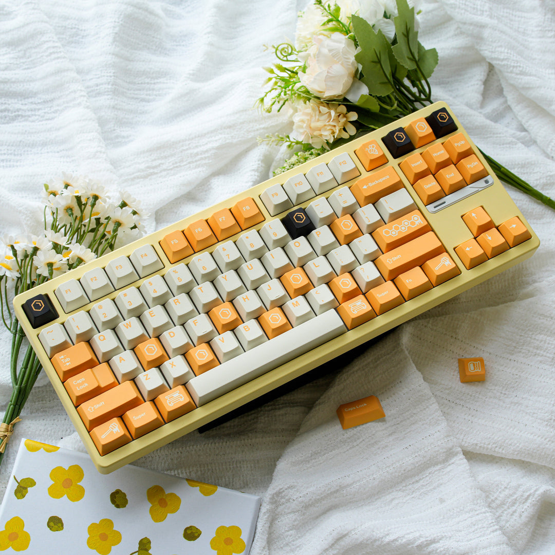 Retro-themed Mechanical Keyboard Kalsten