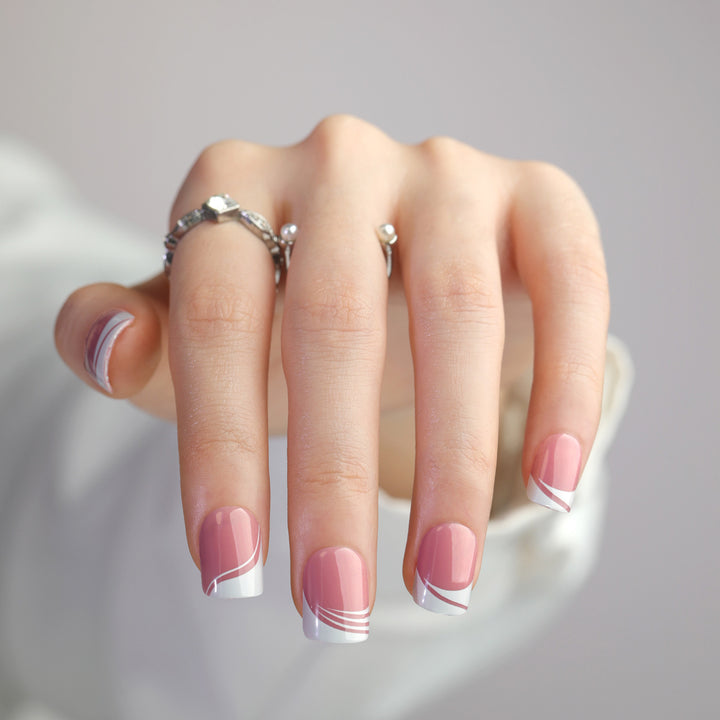 Artful Nail Art with Elegant Lines Kalsten