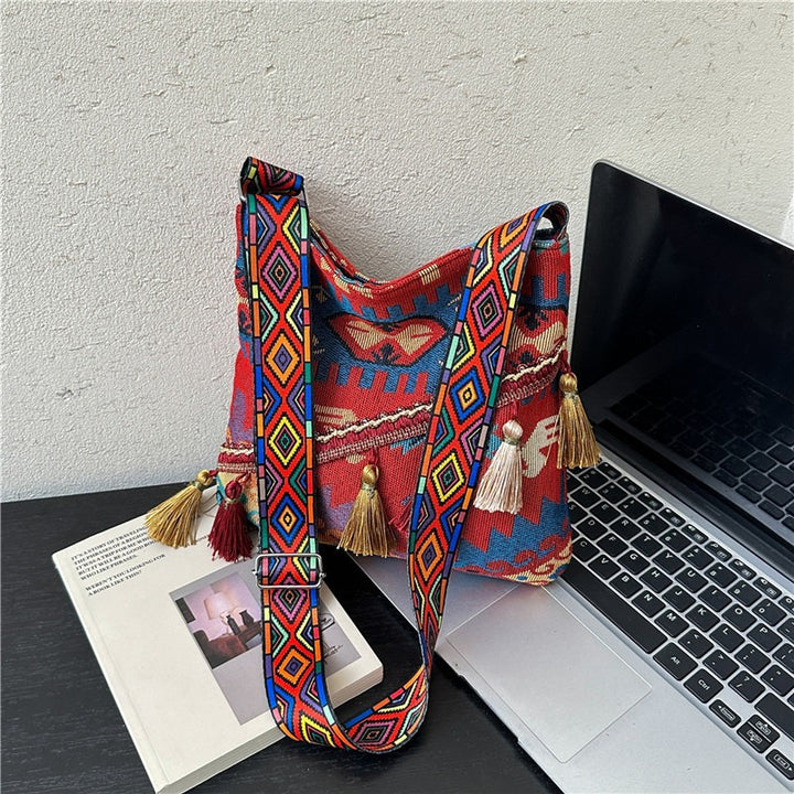 WoBohemian Style Embroidered Shoulder Bag Kalsten