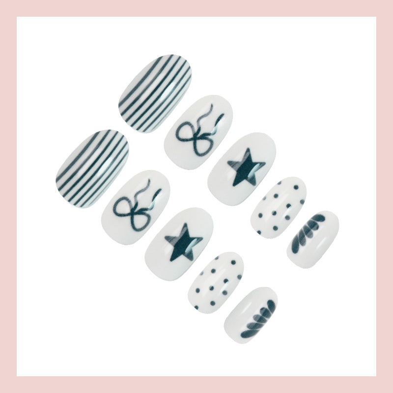 Nail art set with modern graphic patterns and stylish accents Kalsten