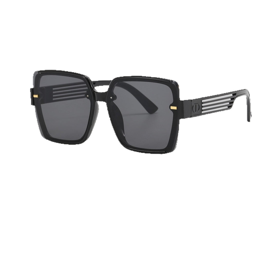 Women's trendy square sunglasses with UV protection and stylish frame Kalsten