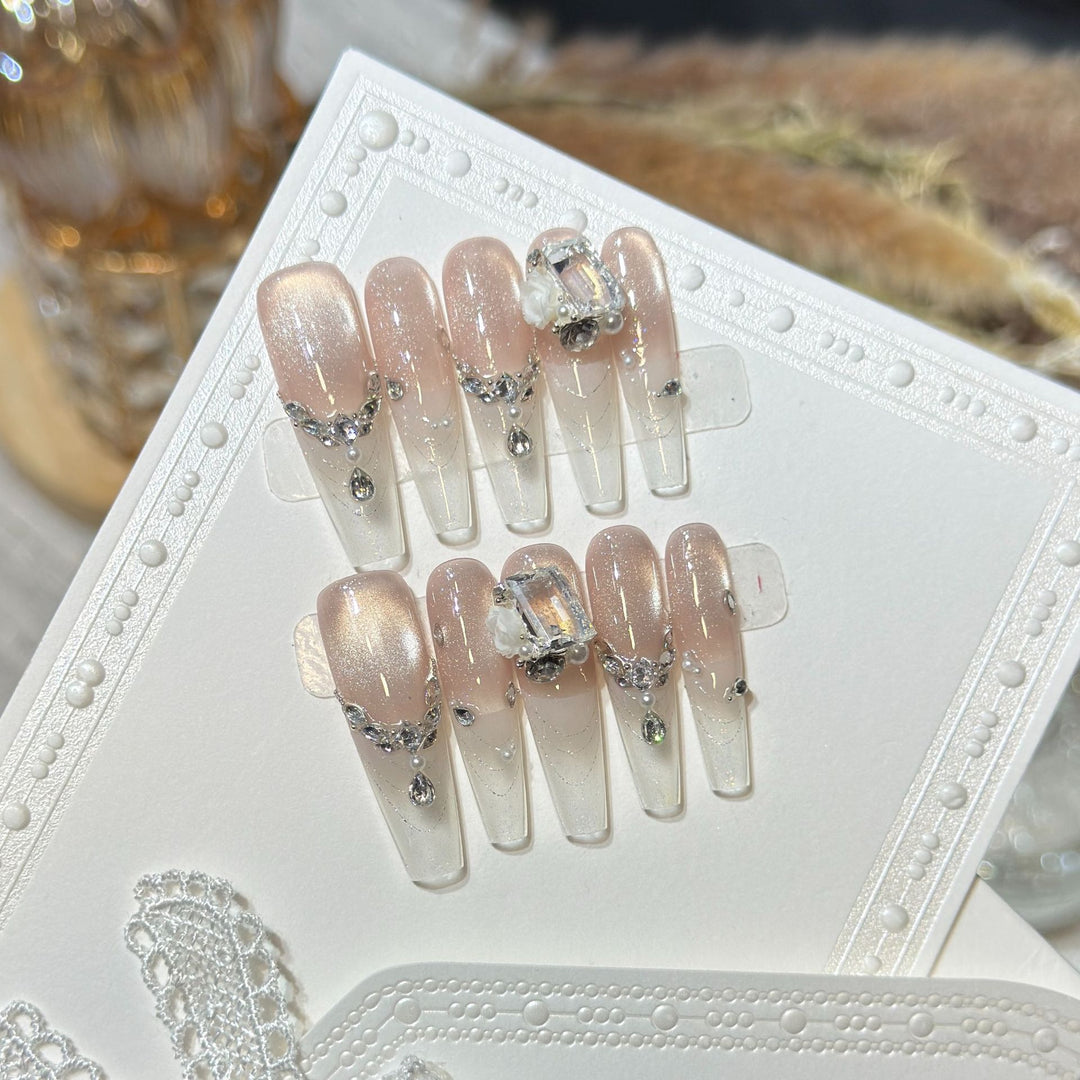 Elegant Rhinestone-Embellished Press-On Nail Set Kalsten