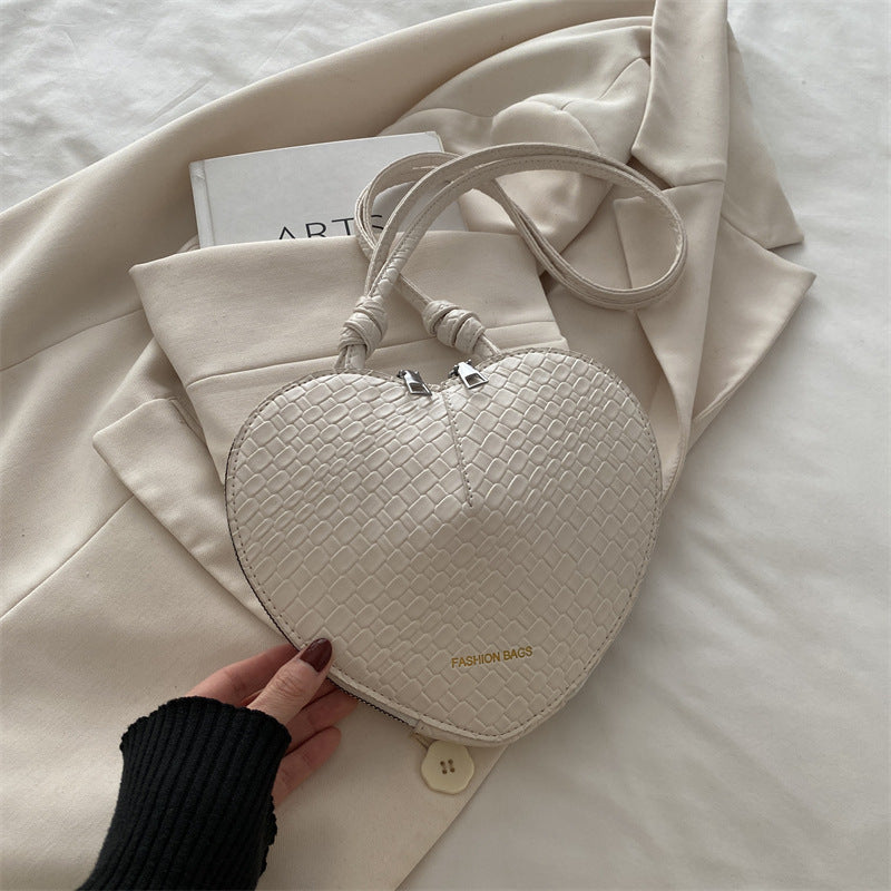 Heart-Shaped Crossbody Handbag Kalsten