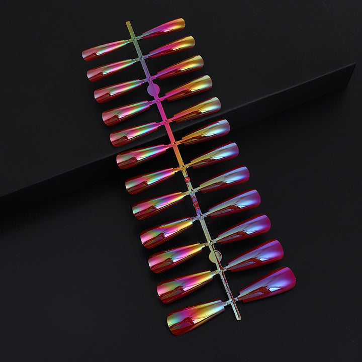 Artifical nails in modern holographic design Kalsten