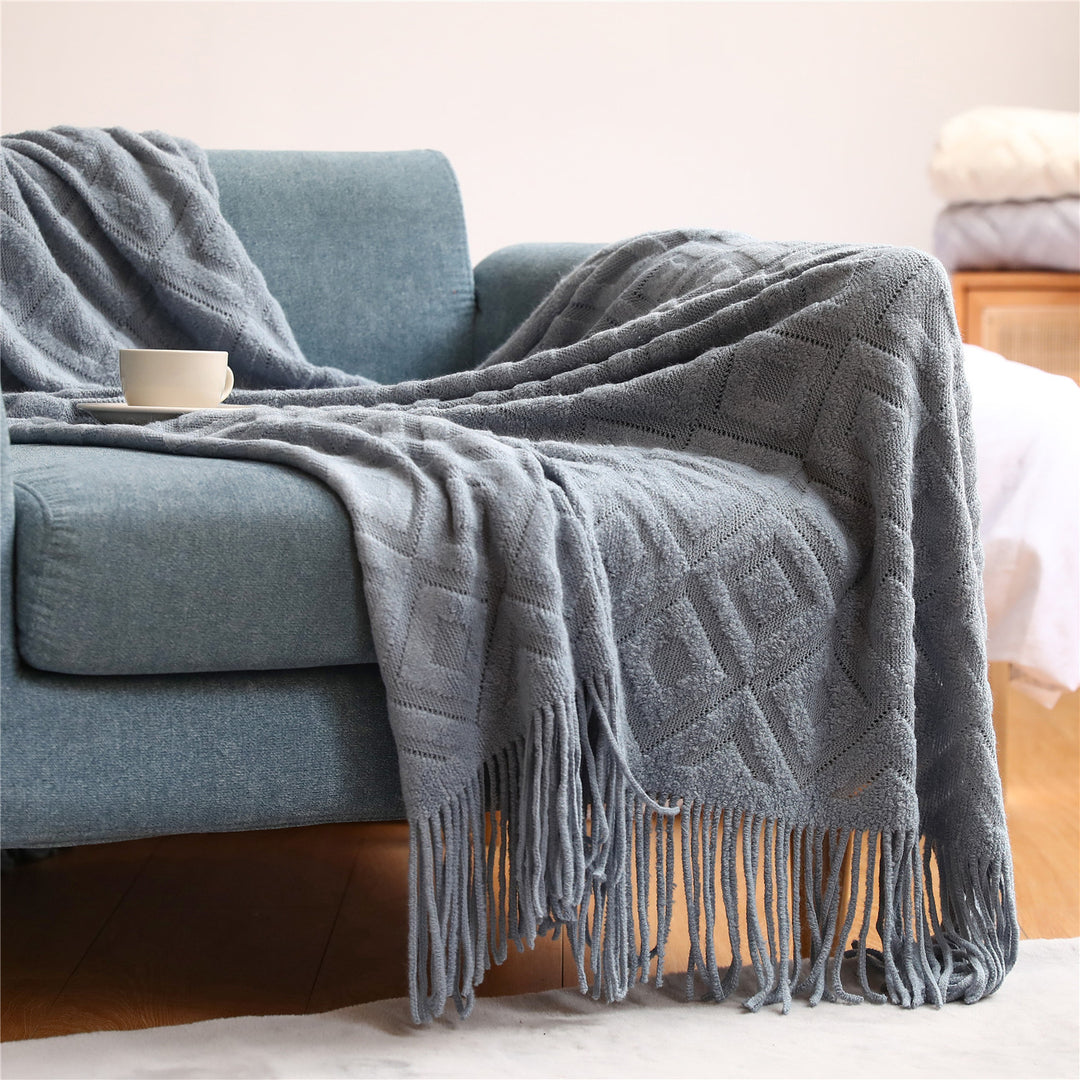 Cozy Decorative Woven Throw Blanket Kalsten