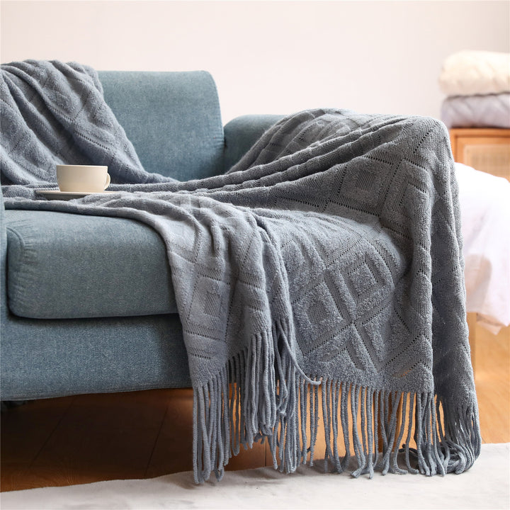 Cozy Decorative Woven Throw Blanket Kalsten