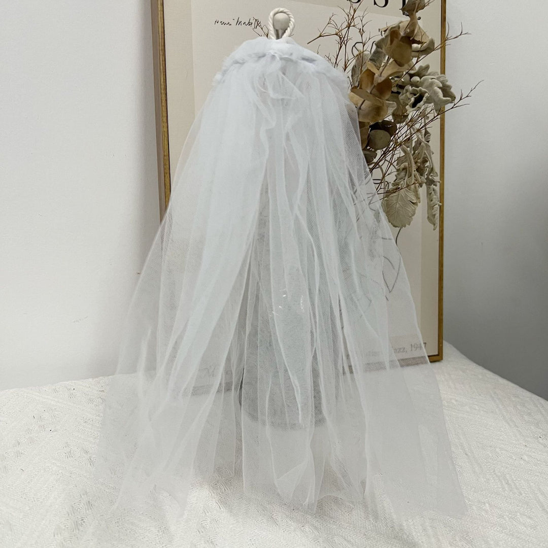 Layered Tulle Chapel-Length Bridal Veil with Gathered Comb