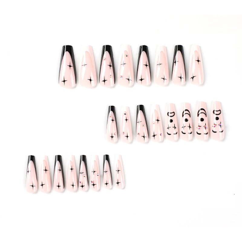 Nail art with heart and lip designs Kalsten