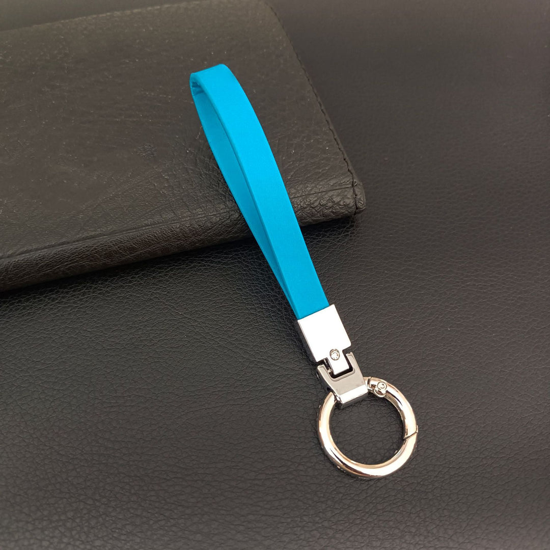 Elegant Leather Keychain Holder Kalsten