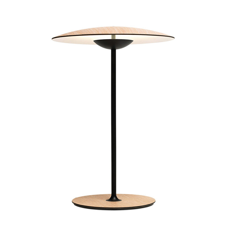 Sleek Modern Table Lamp with Minimalist Design
