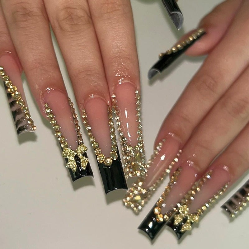 Artificial nail set with glamorous accents Kalsten