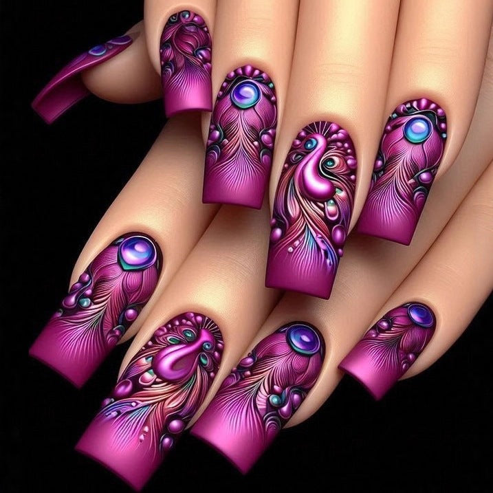 Elegant Artificial Nails with Detailed Gold Decorations Kalsten