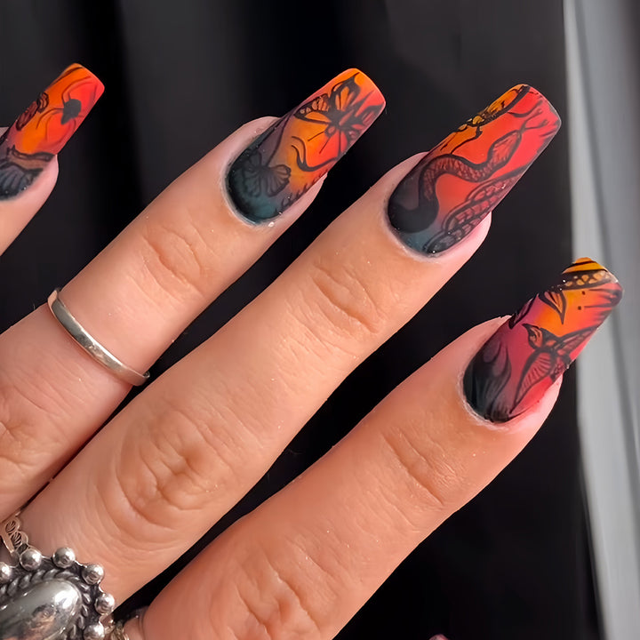 Artistic Abstract Press-On Nails Kalsten