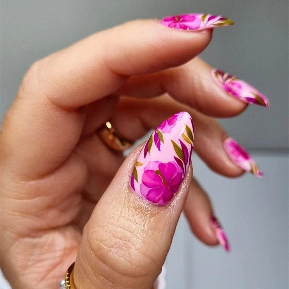 Artificial nails with exciting floral design Kalsten