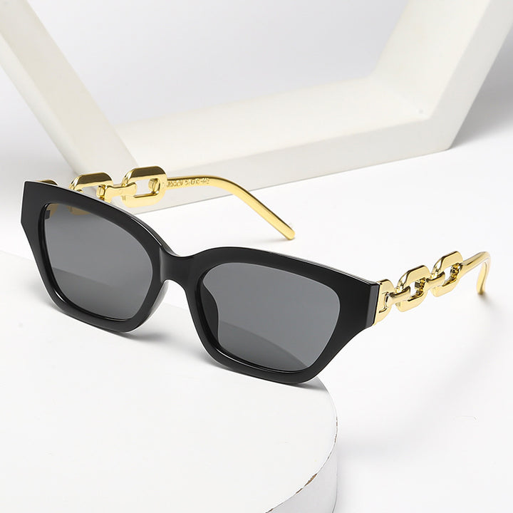 Luxe Fashion Cat Eye Sunglasses with Statement Chain Kalsten