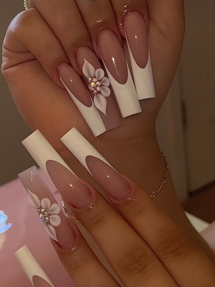 Elegant Floral Design Press-On Nail Set Kalsten