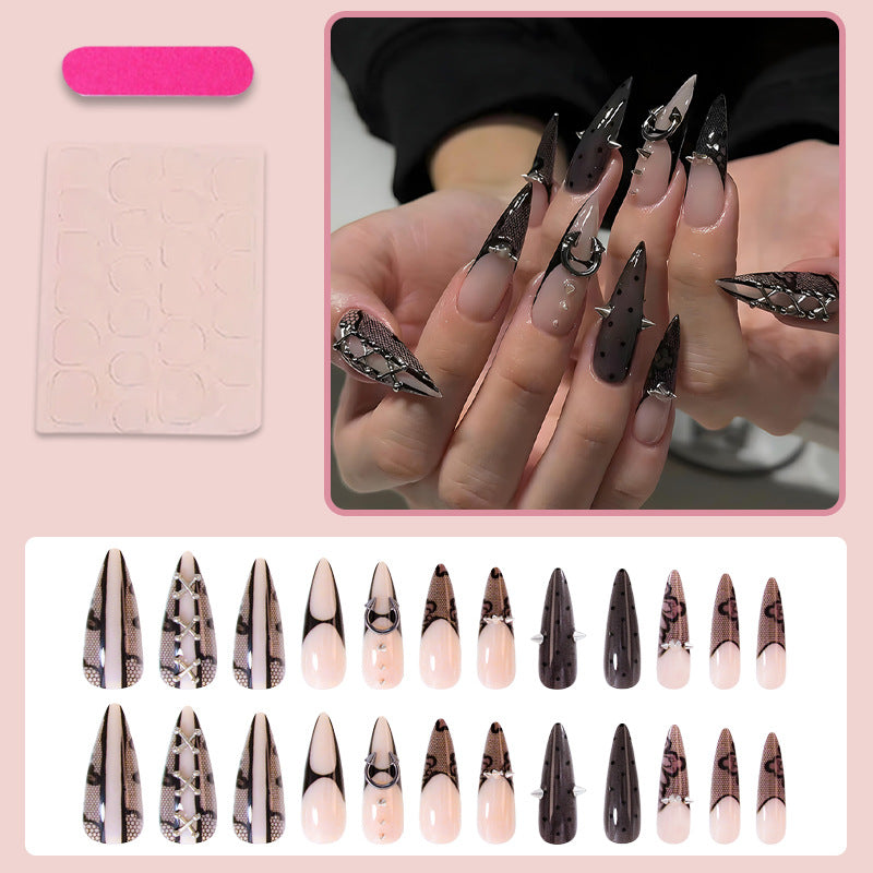 Creative artificial nails with unique accents Kalsten