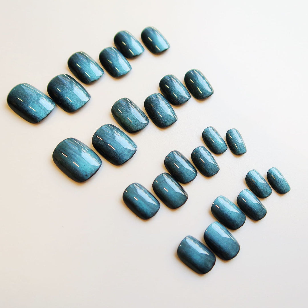 Sparkling Elegant Press-On Nail Set Kalsten