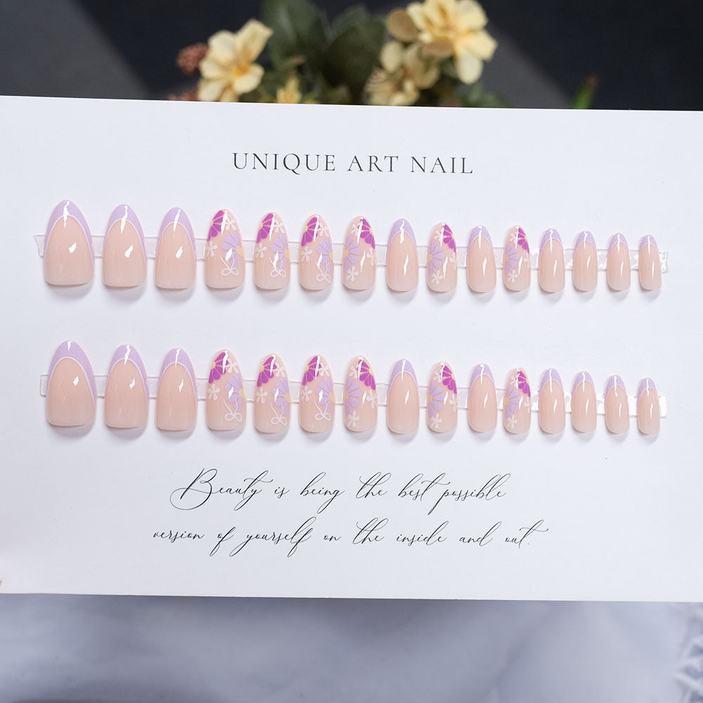 Elegant Articulated Press-On Nail Set