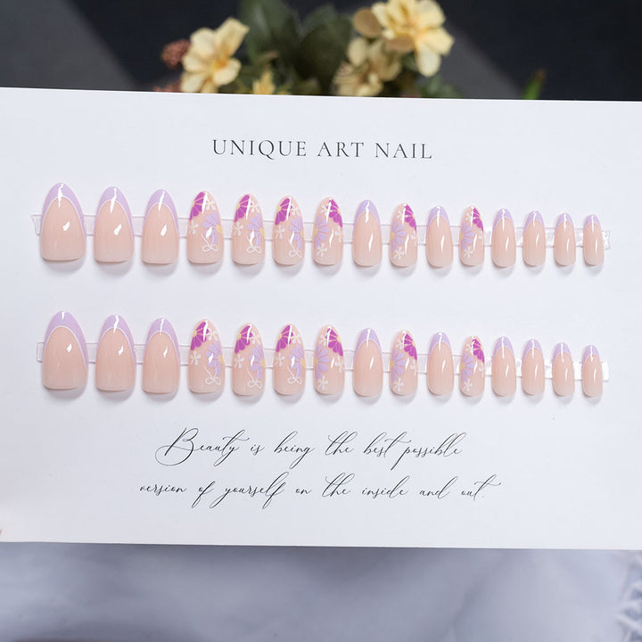 Elegant Articulated Press-On Nail Set
