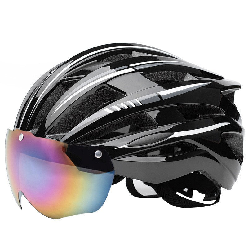 Road bike helmet with visor-friendly design and excellent ventilation Kalsten