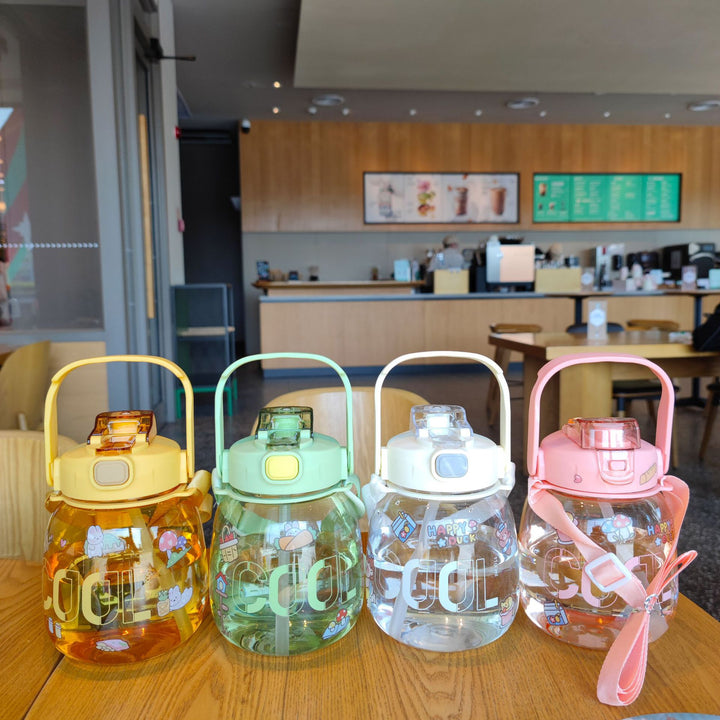 Women colorful and leak-proof water bottle with ergonomic carrying handle Kalsten