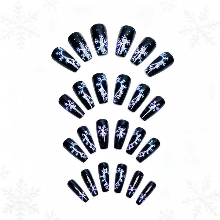 Artistic Snowflake-Pattern Nail Art Kalsten