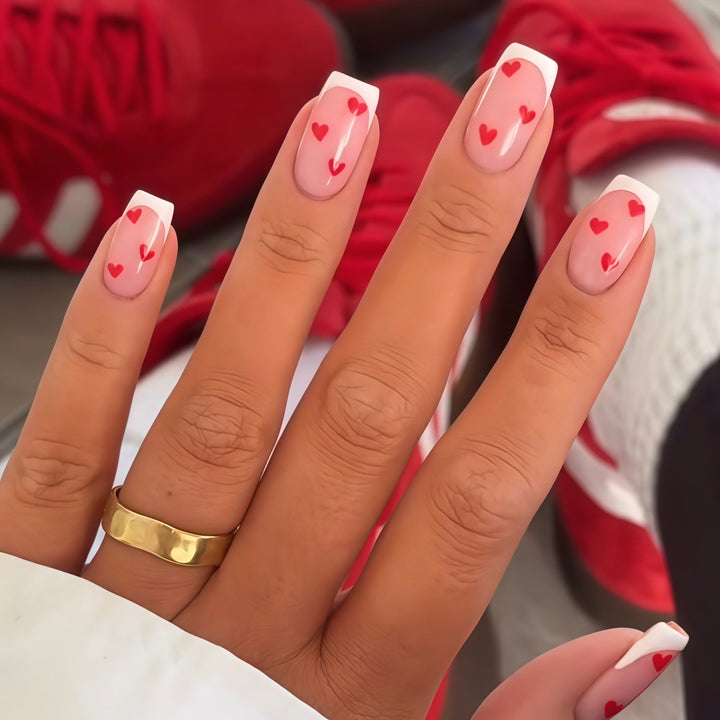 Artificial nails with romantic heart motifs Kalsten