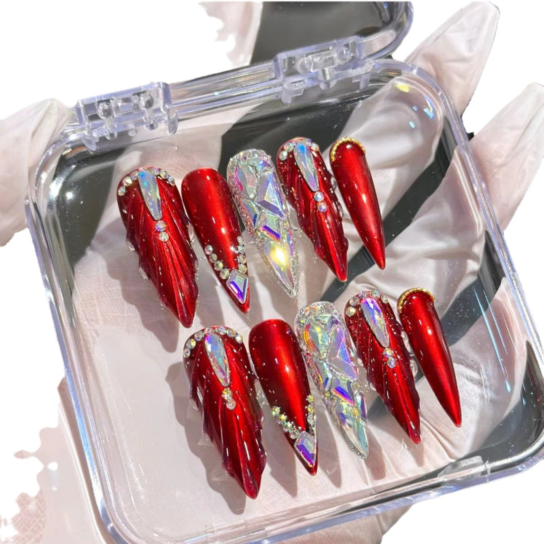 Premium Decorative Pointed Press-On Nail Set
