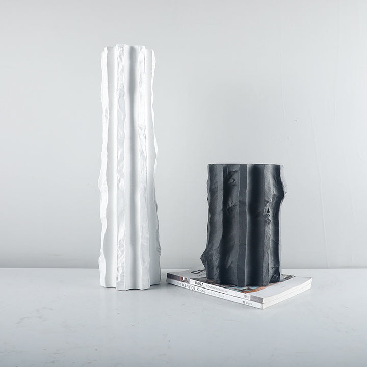 Modern Minimalist Decorative Sculpture
