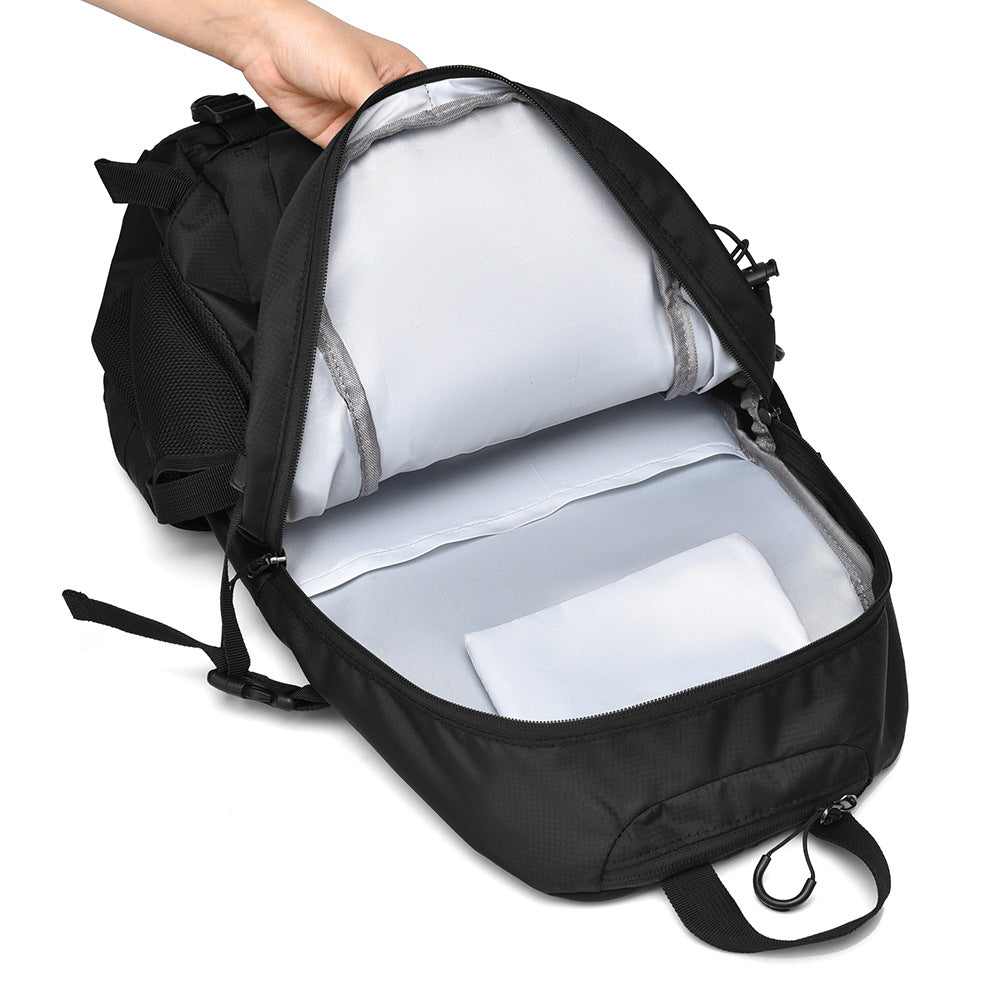 Outdoor backpack with versatile compartment system Kalsten