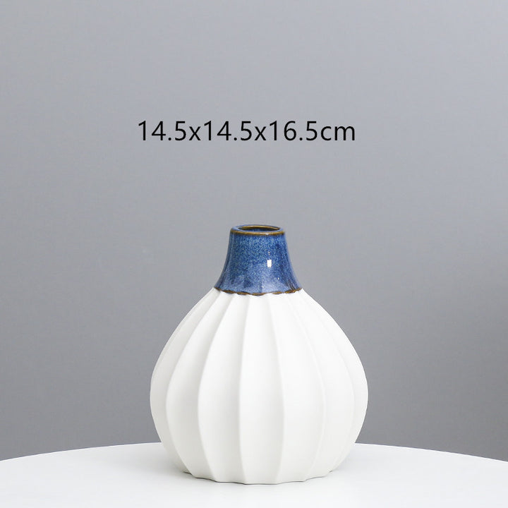 Artistic Curved Ceramic Vase Kalsten
