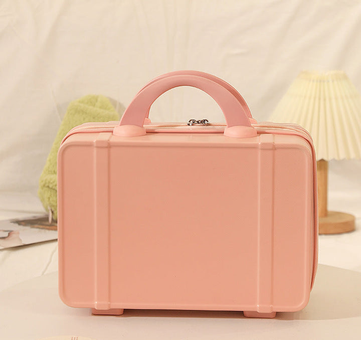 hard-shell travel cosmetic case with double-zip closure top handle and protective feet Kalsten