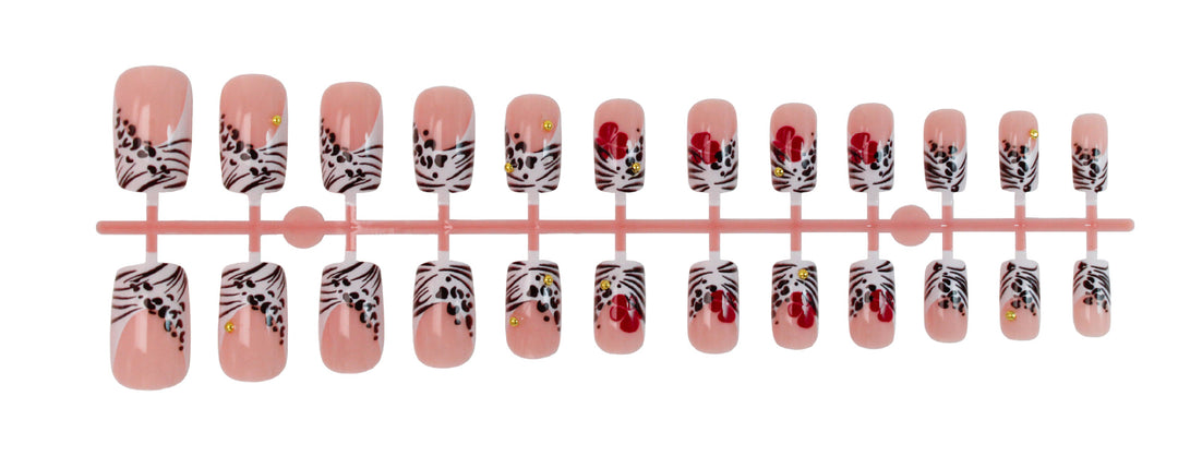 Nail art set with elegant floral accents Kalsten