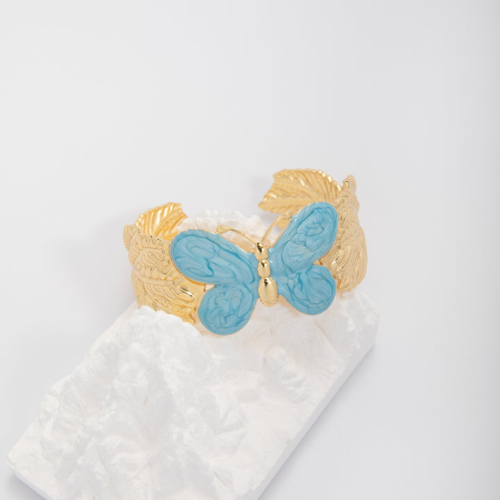 Artistic Cuff Bracelet Kalsten