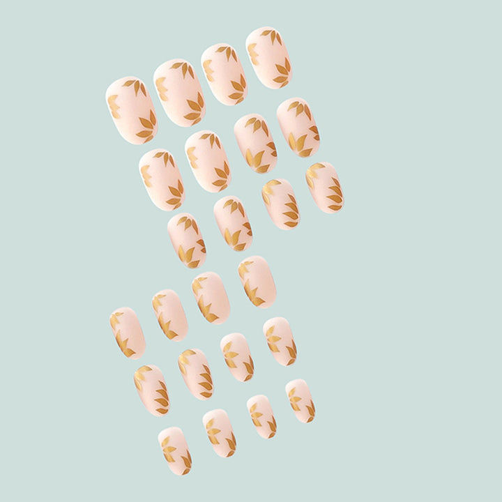 Elegant Gold Leaf Nail Art Kalsten