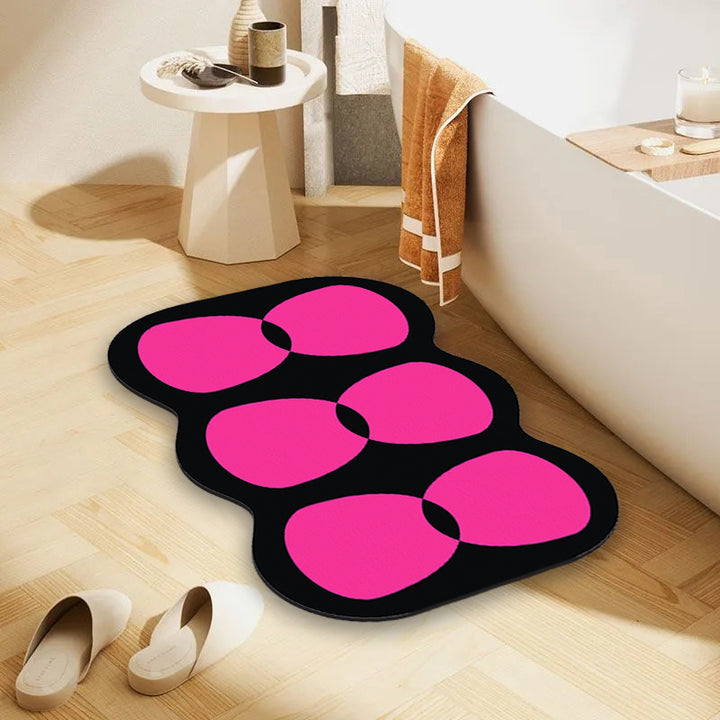Elegant Heart-Shaped Bath Mat