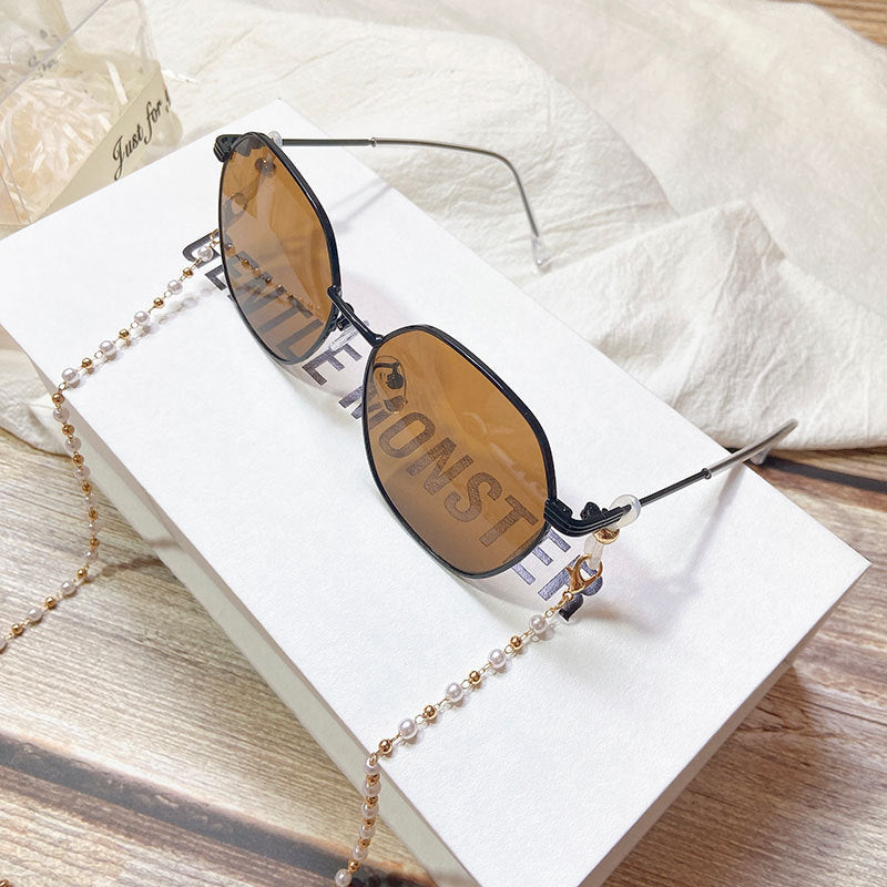 Pearl jewelry chain with golden link chain Kalsten